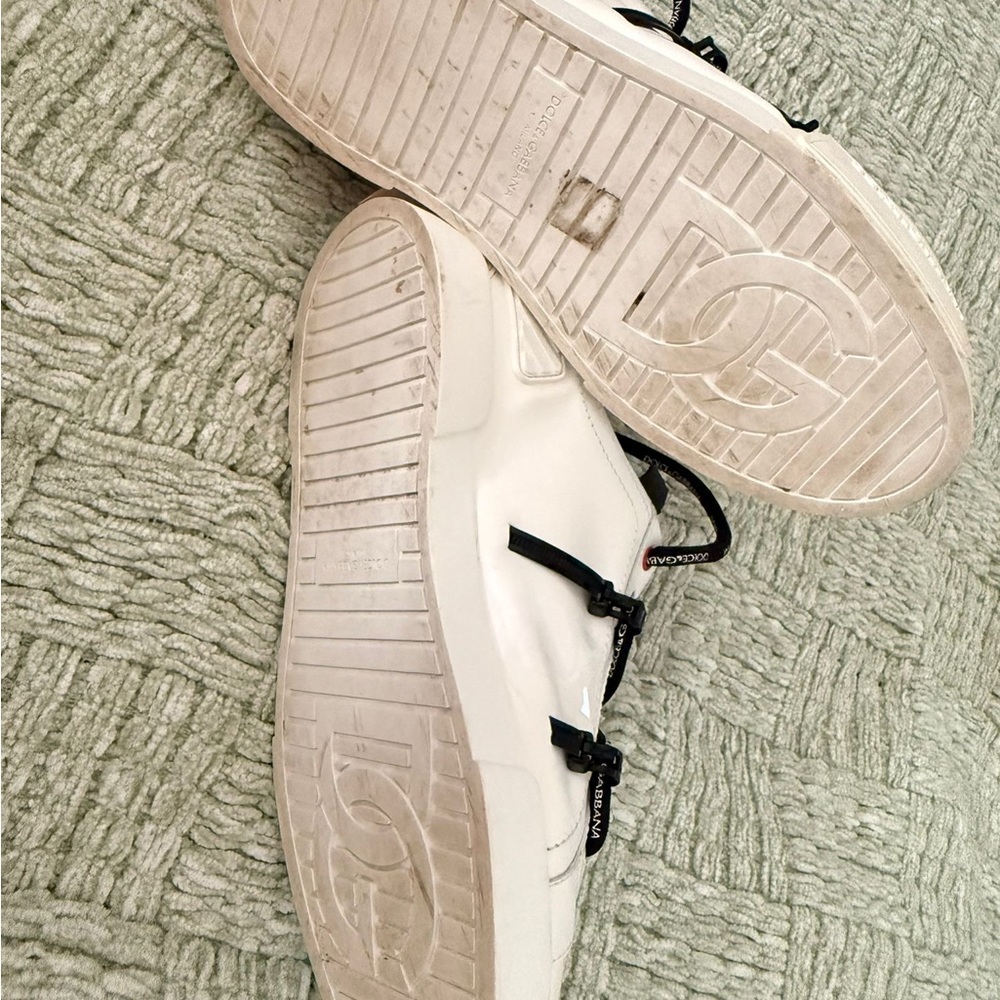 Dolce & Gabbana White Sneakers with Black Logo Laces - Picture 6 of 6